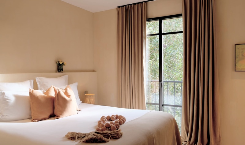 Suite Pénard at Toile Blanche