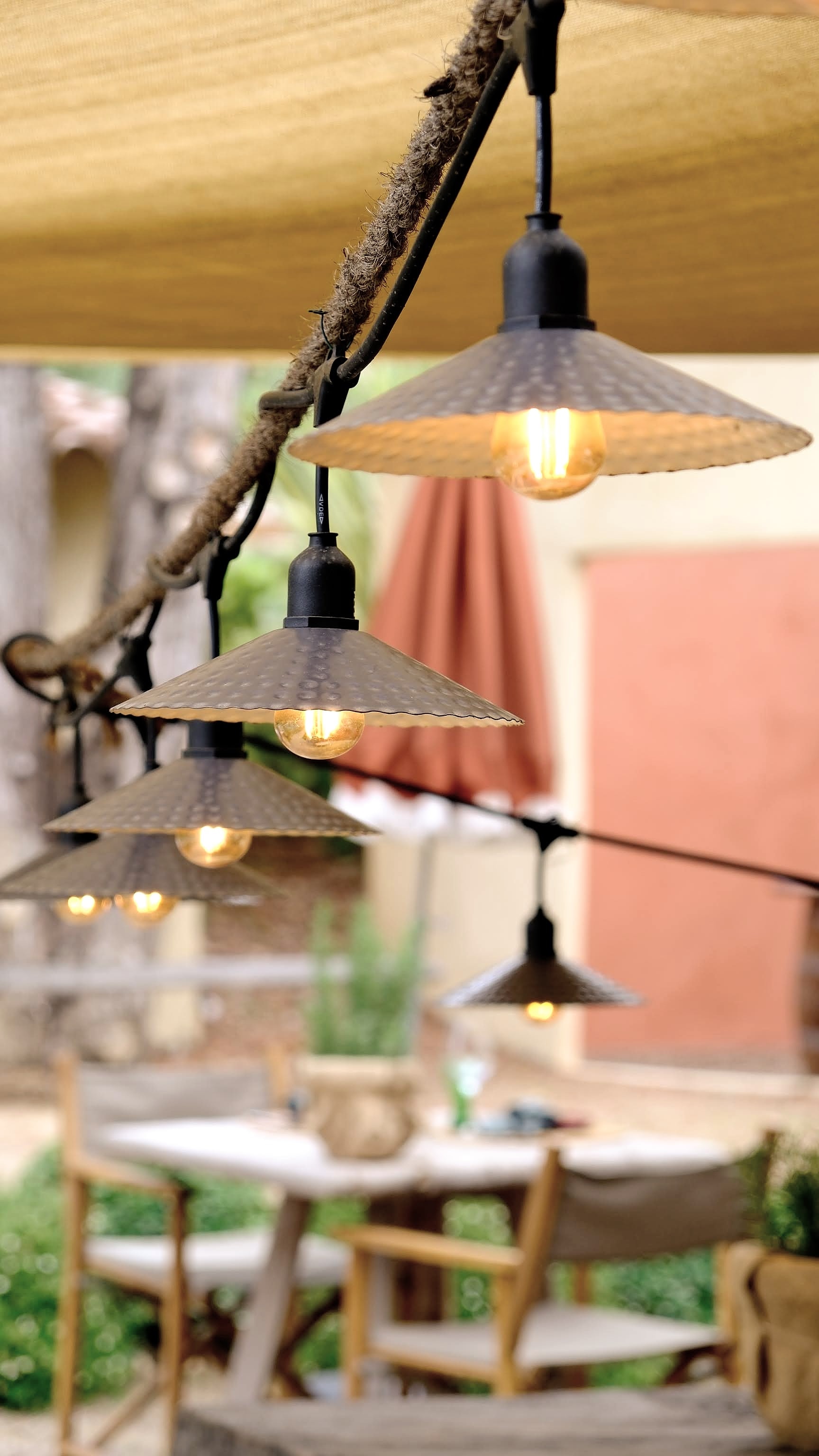 Atmosphere at Toile Blanche