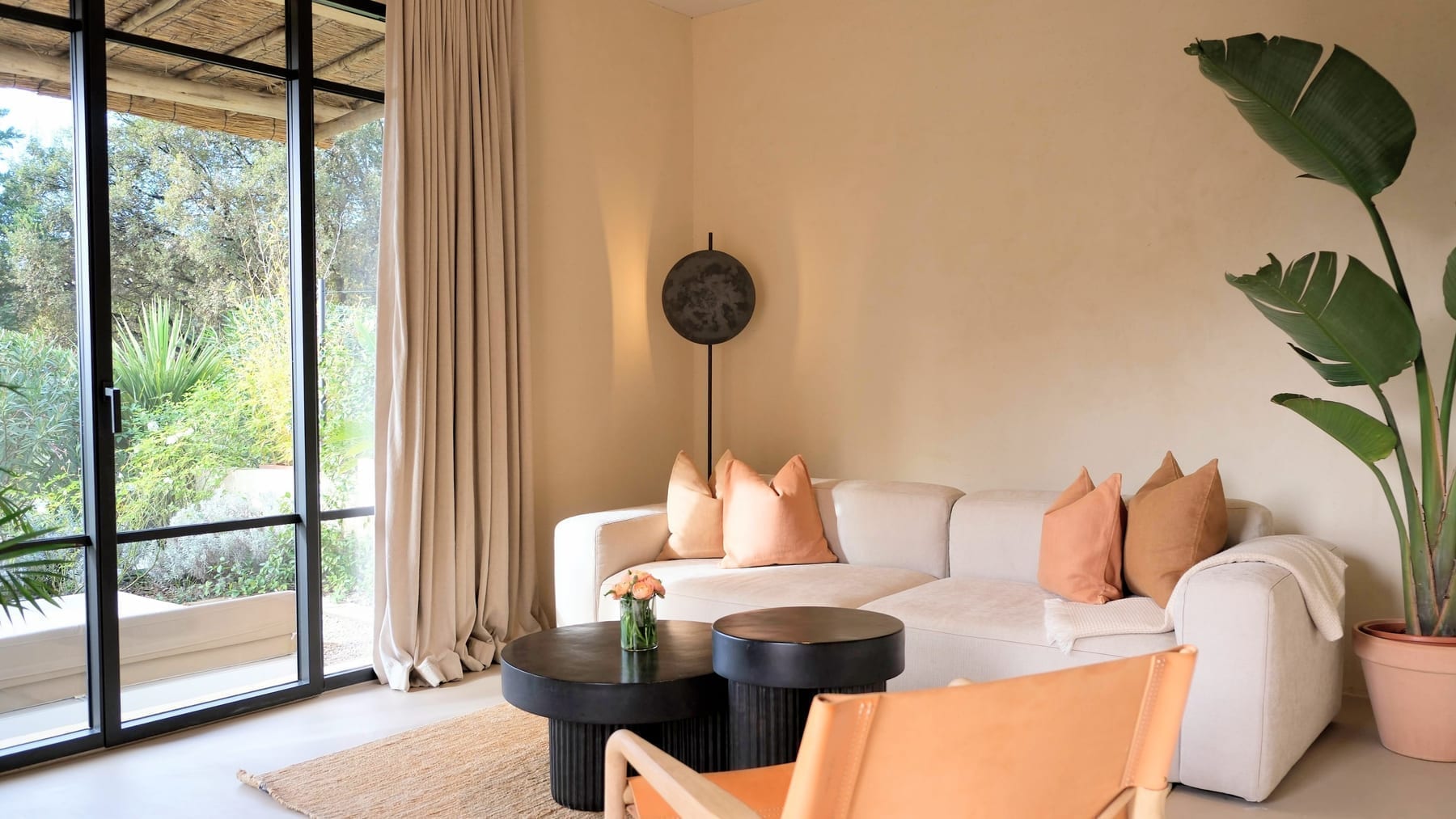 Suite de la Bronzette, view 5