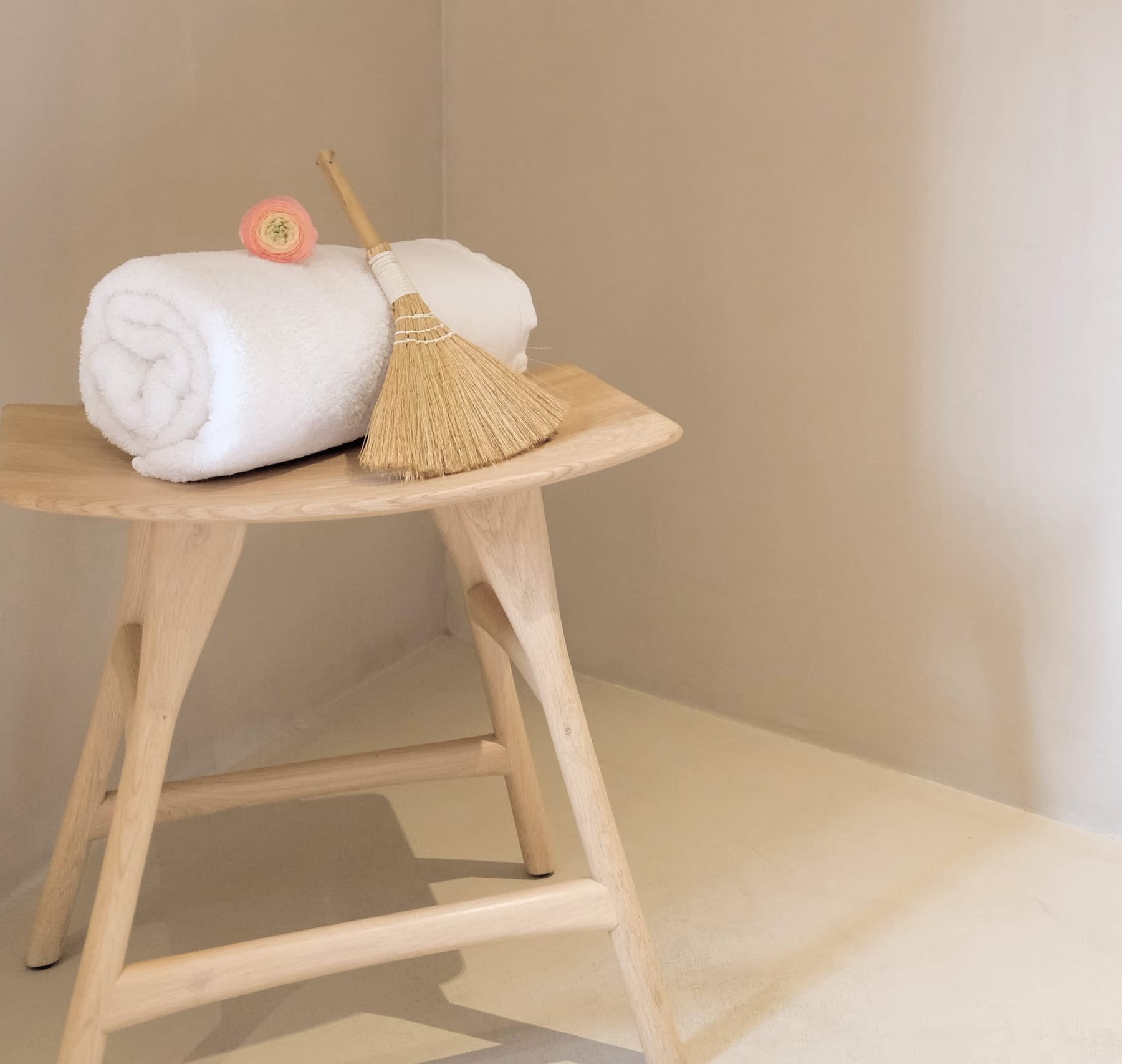 Suite de l' Artiste, view 3