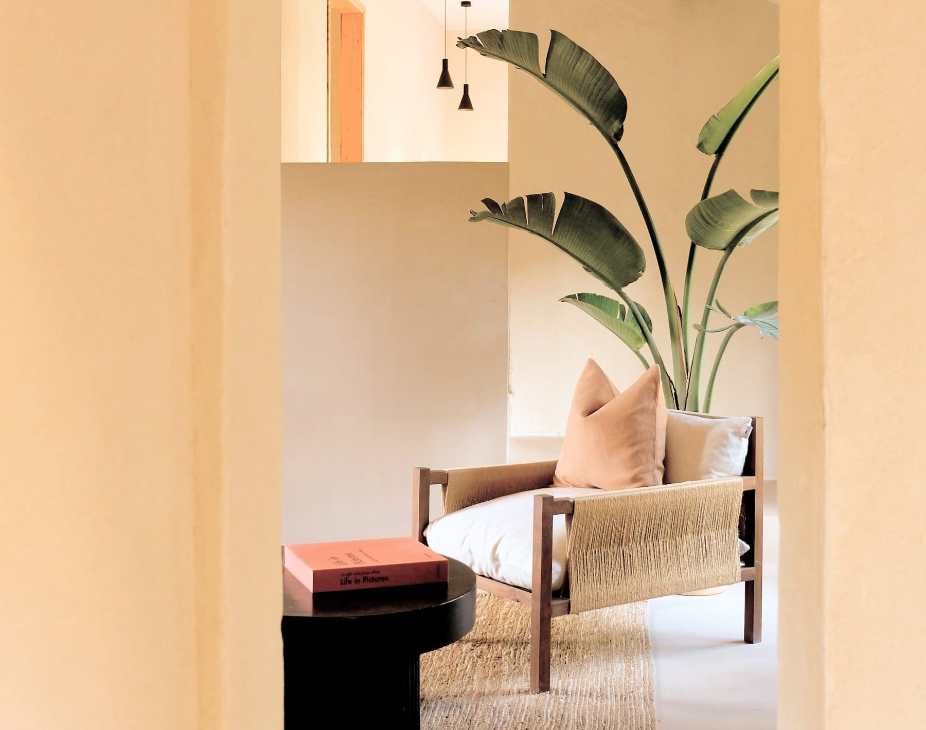 Suite de l' Artiste, view 4